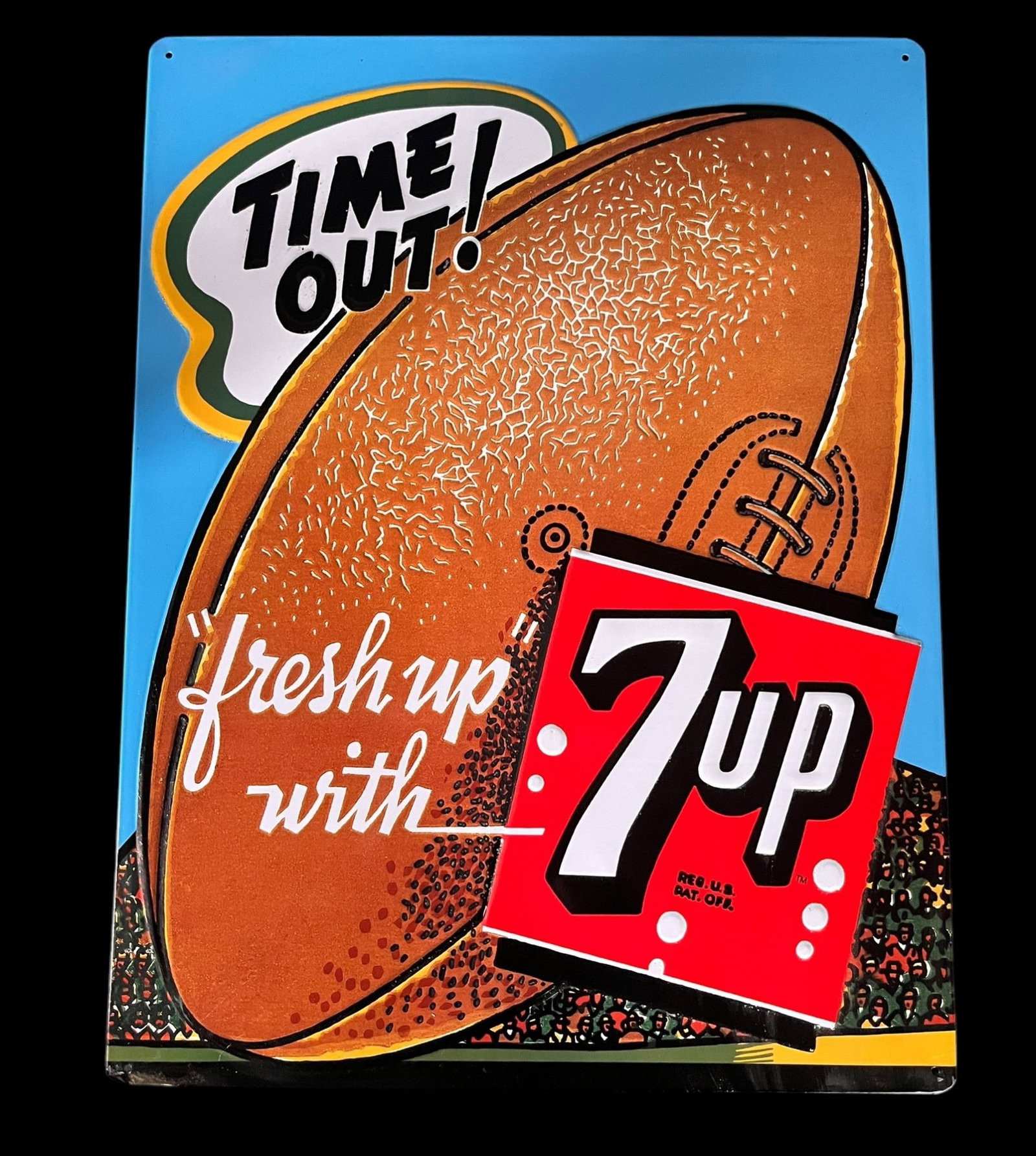 7 UP METAL SIGN: 7 UP METAL SIGN Height: 17 in. by Width: 13 in.