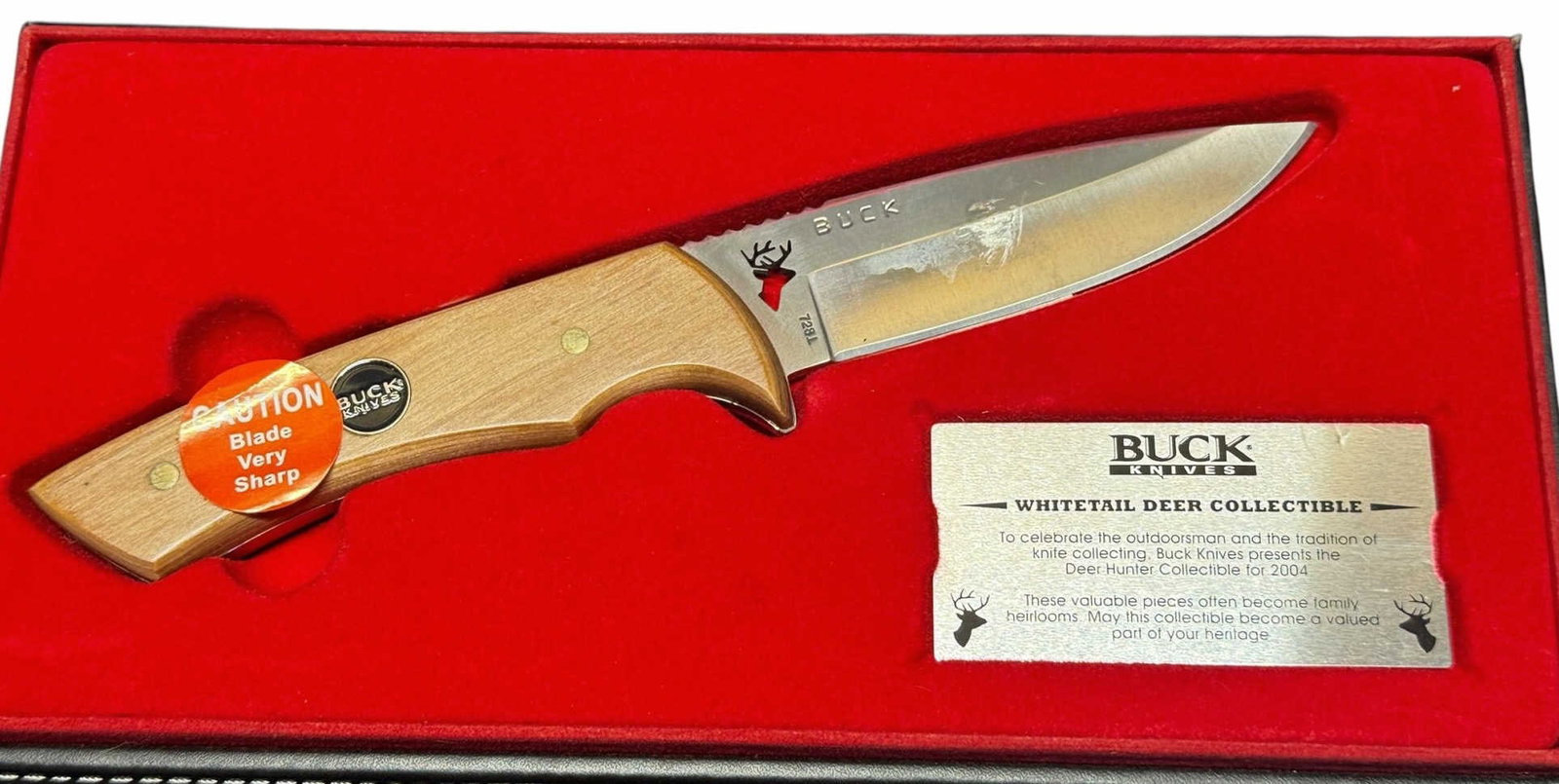 BUCK KNIVES 728 WHITETAIL DEER COLLECTIBLE: BUCK KNIVES 728 WHITETAIL DEER COLLECTIBLE WHITE TAIL DEER KNIFE SHEATH & PRESENTATION BOX COLLECTIBLE EDITION