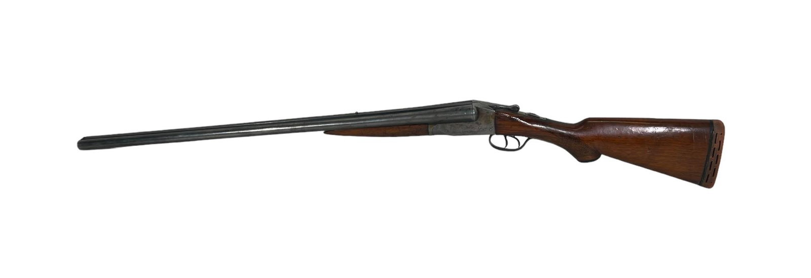 ITHAC 12 GAUGE SHOTGUN SIDE BY SIDE: ITHAC 12 GAUGE SHOTGUN SIDE BY SIDE STOCK HAS BEEN REFINISHED. SERIAL NUMBER 387952. (L167)