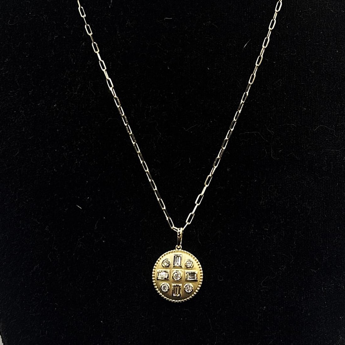 14K YWL GOLD ROUND DIAMOND PENDANT 18" CHAIN (1 of 4)