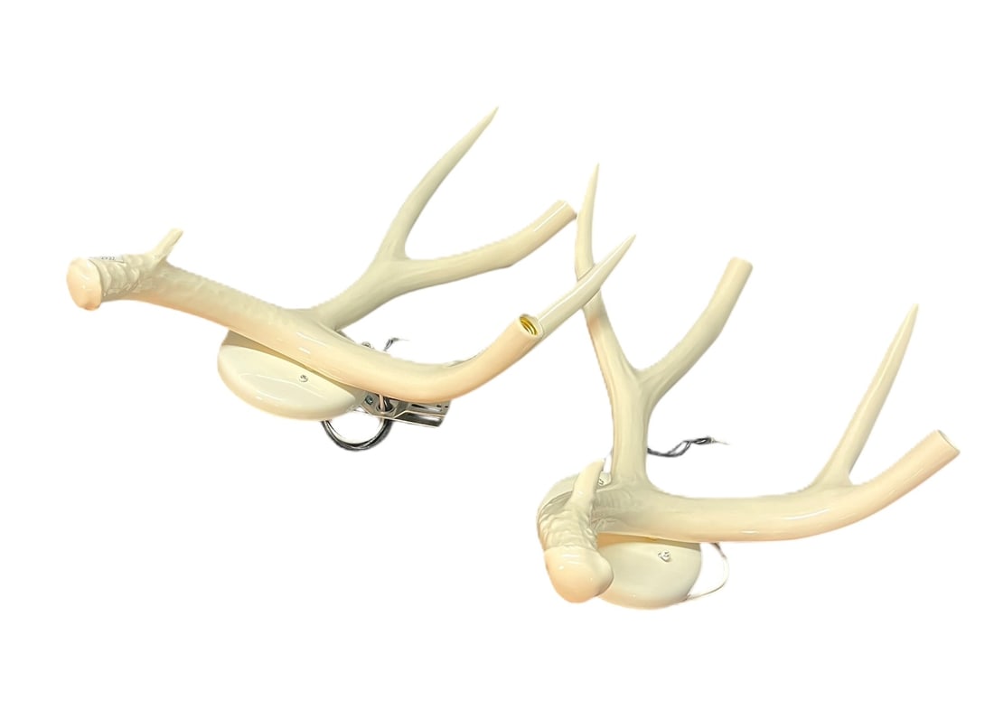 PAIR OF WHITE DEER HORN-LIKE SCONCES: PAIR OF WHITE DEER HORN-LIKE SCONCES. Height: 9.5 in. by Width: 5 in. by Depth: 5 IN.