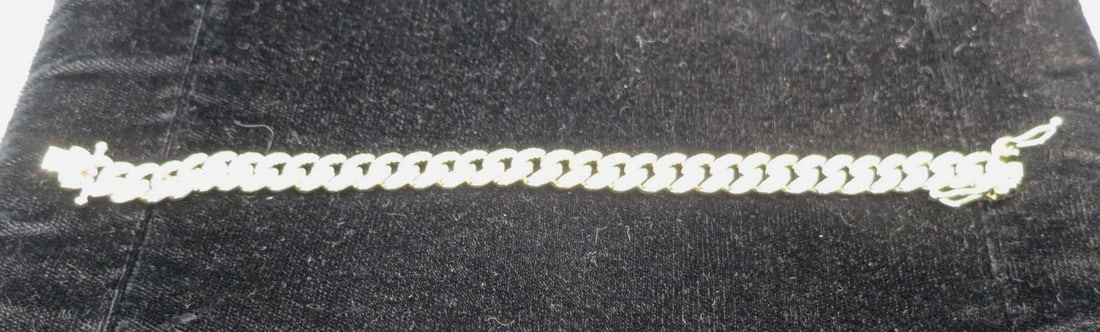 GOLD TONE CZ PAVE LINK BRACELET (1 of 4)