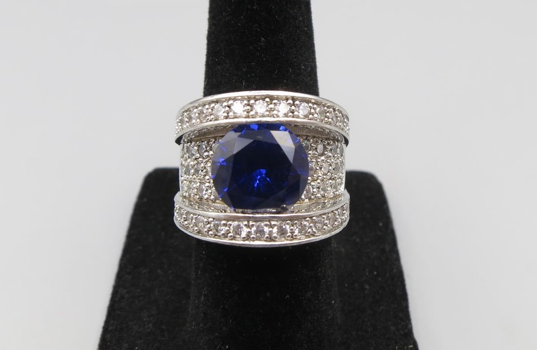 STERLING SILVER BLUE & WHITE SAPPHIRE RING (1 of 3)