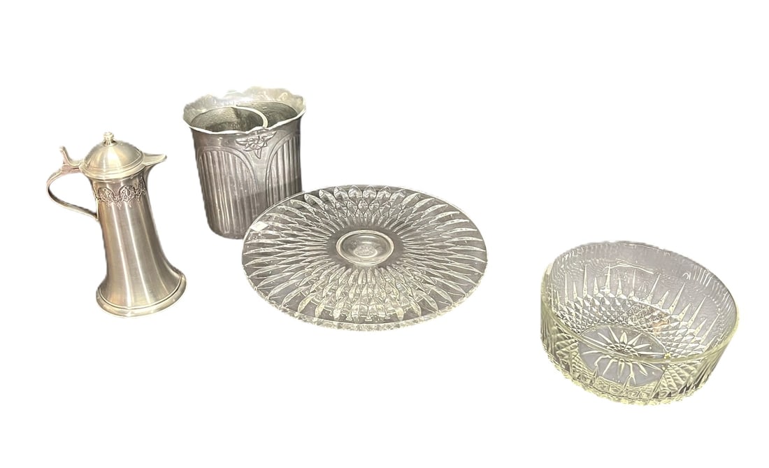 GLASS CAKE STAND, BOWL, 2 OTHER KITCHEN ITEMS: GLASS CAKE STAND, BOWL, 2 OTHER KITCHEN ITEMS. Height: 4 in. by Width: 13 in. by Depth: 13 in.