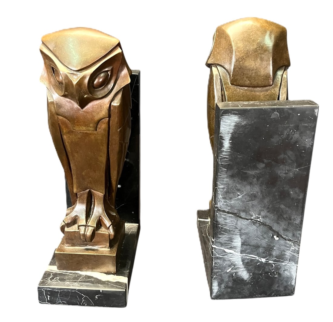 PAIR OF ART DECO BRONZE OWL BOOKENDS ON MARBLE BASE: PAIR OF ART DECO BRONZE OWL BOOKENDS ON MARBLE BASE. Height: 14 in. by Width: 4.5 in. by Depth: 7 in.