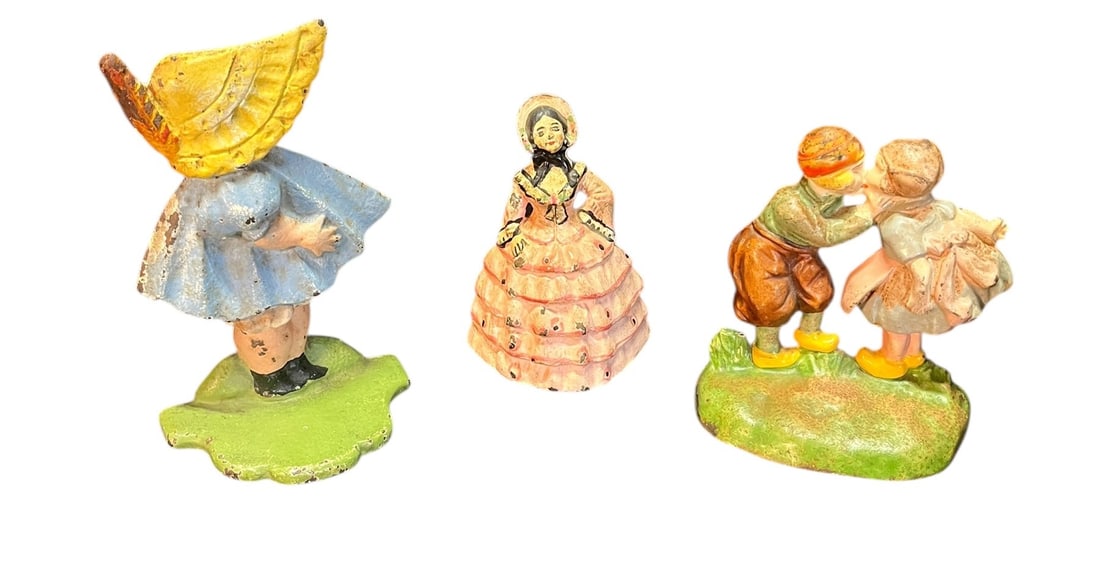 3 ANTIQUE CAST IRON FIGURALTIVE DOOR STOPS PCS: 3 ANTIQUE CAST IRON FIGURALTIVE DOOR STOPS PCS Height: 7 in. by Width: 4 in. by Depth: 3 in.