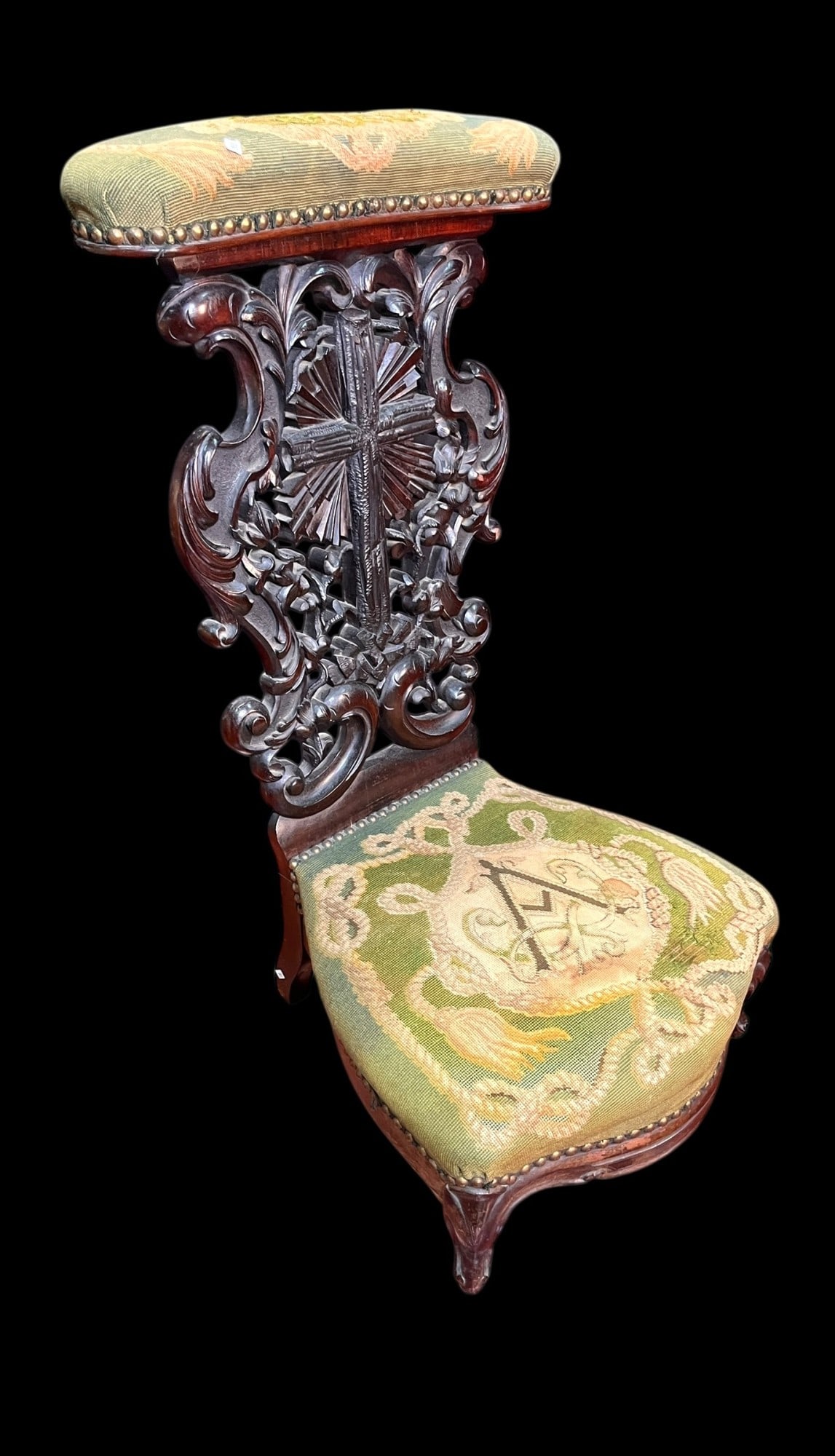 ANTIQUE FRENCH OAK PRIE DIEU CHAIR.: ANTIQUE FRENCH OAK PRIE DIEU CHAIR. 36"h x 20"w x 22"d.