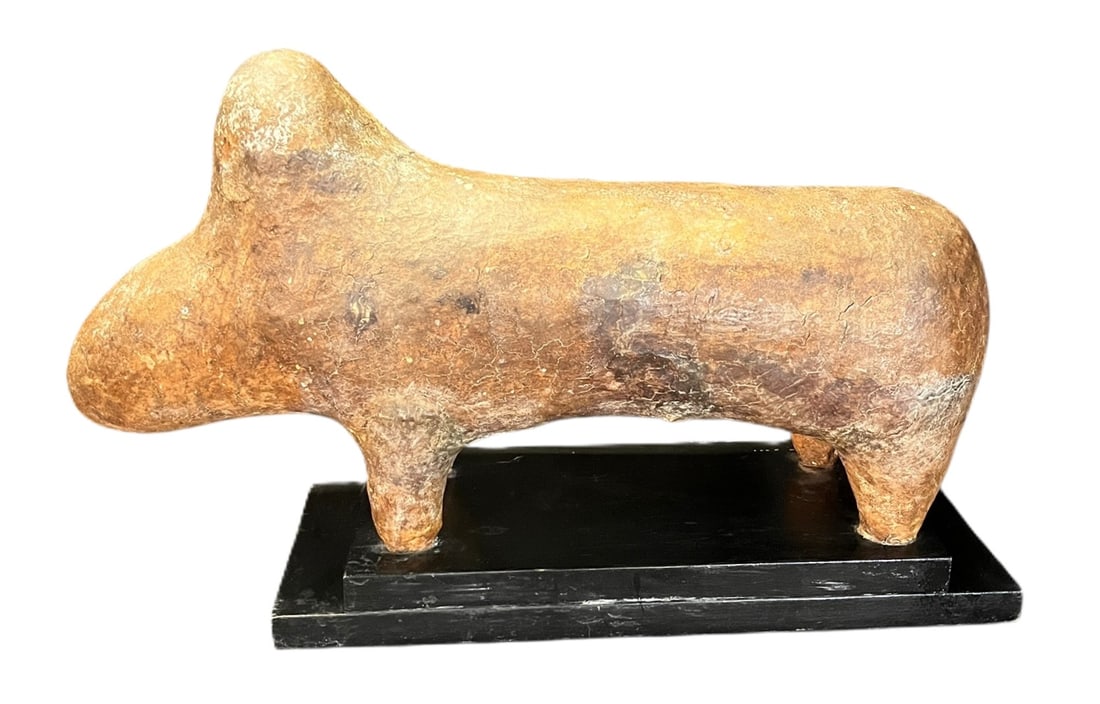 VINTAGE AFRICAN ANIMAL SCULPTURE (1 of 5)