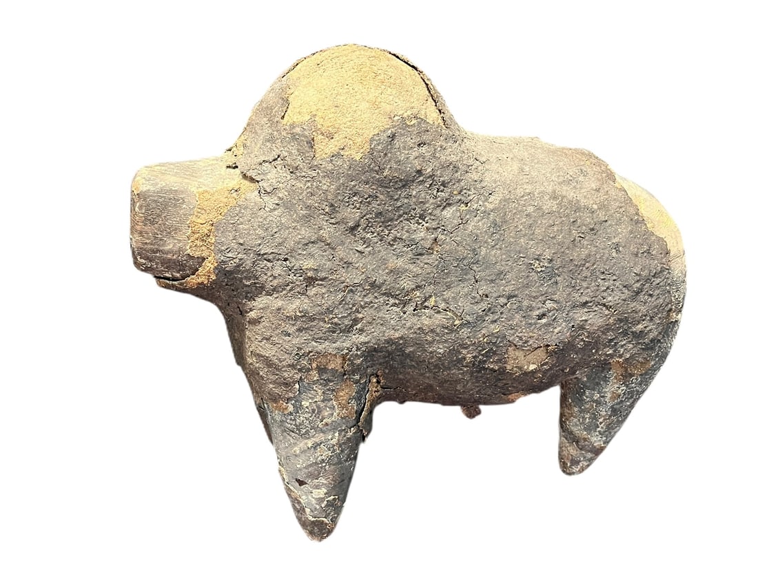 AFRICAN BULL SCULPTURE (1 of 5)