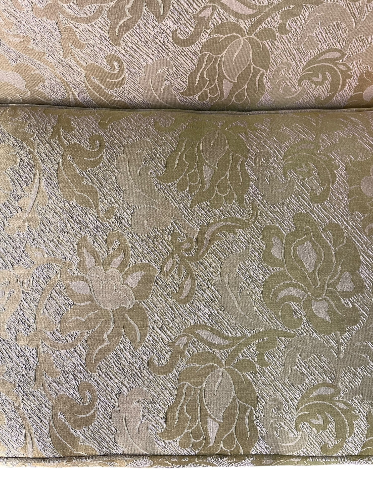 QUEEN ANNE STYLE CAMELBACK SOFA - 4