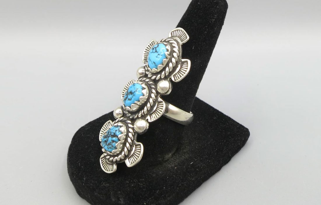 STERLING SILVER & TURQUOISE RING - 2