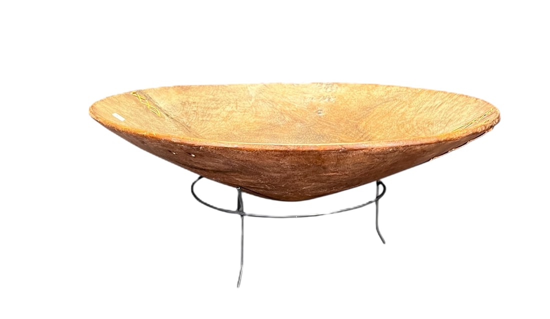 VINTAGE WOOD CRAFTED DOUGH BOWL ON STAND (1 of 3)