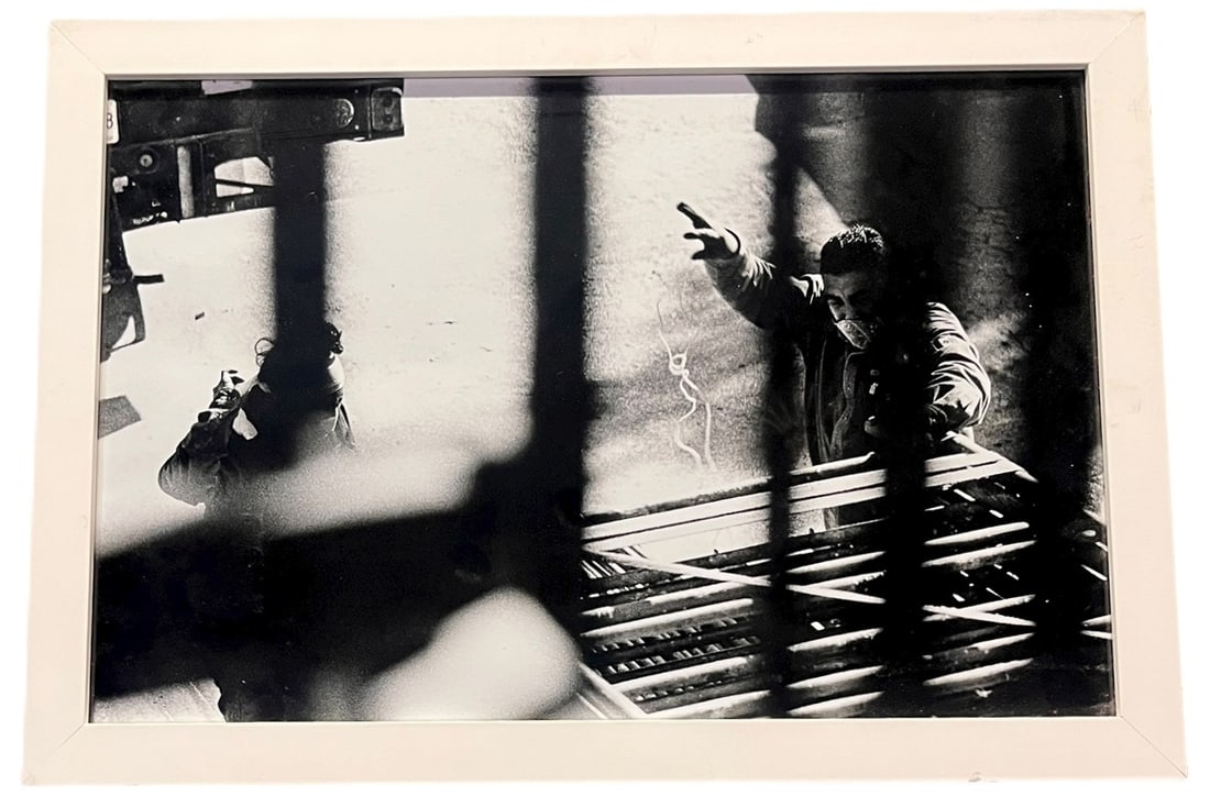 B/W PHOTOGRAPH PHOTOGRAPH BY COLBY DEAL: B/W PHOTOGRAPH PHOTOGRAPH BY COLBY DEAL Height: 24.5 in. by Width: 20.5 in. by Depth: 1 IN.