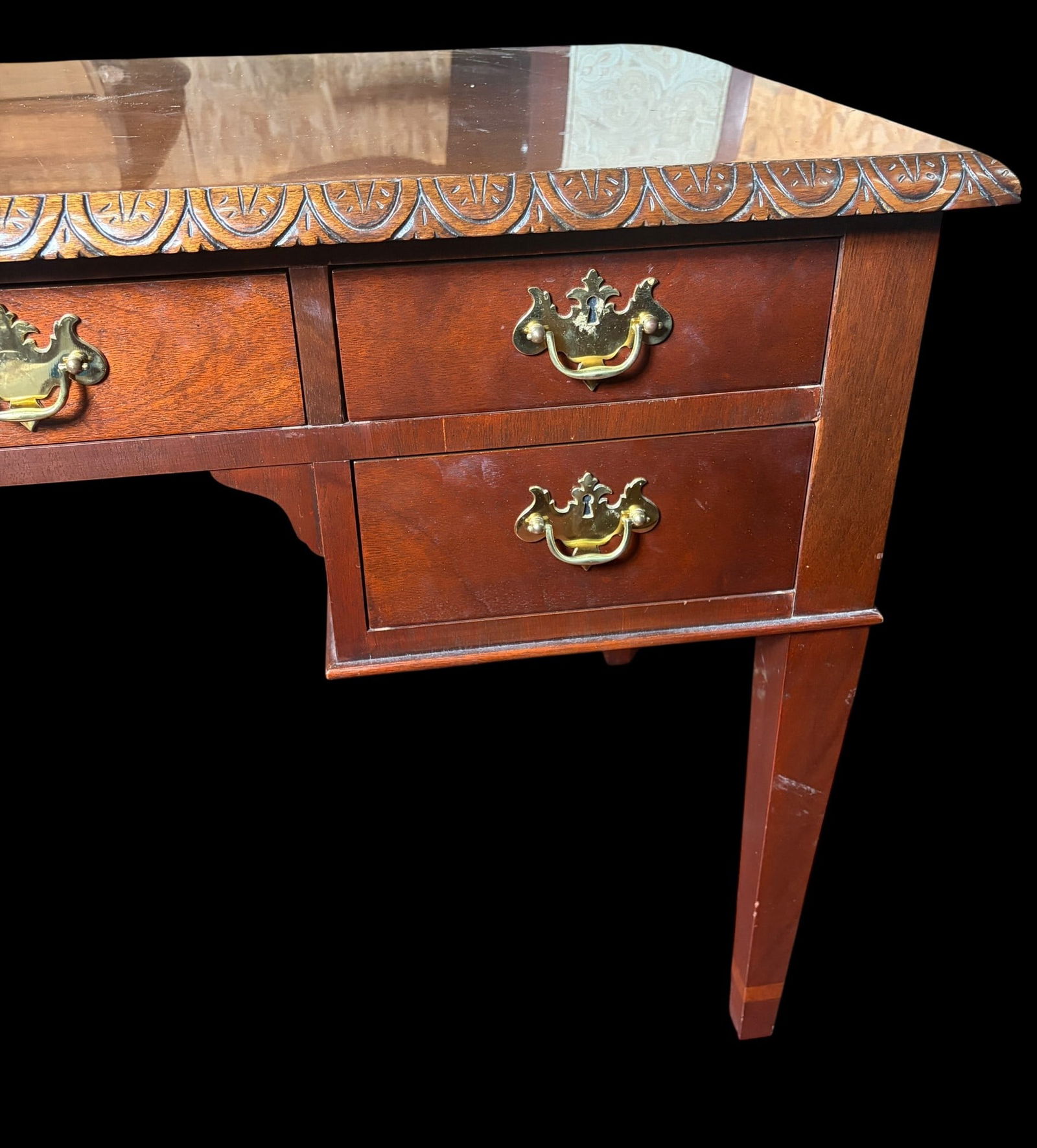 CHIPPENDALE STYLE FIVE DRAWER DESK - 8