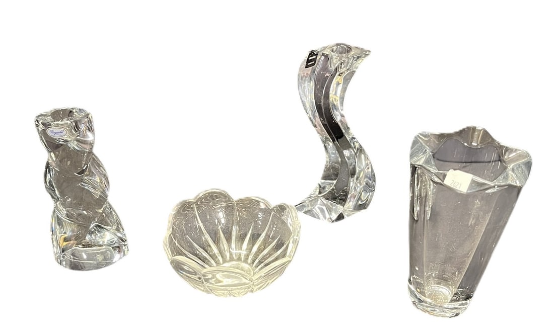 ORREFORS VASE, TWO CRYSTAL CANDLESTICKS, BOWL (1 of 5)