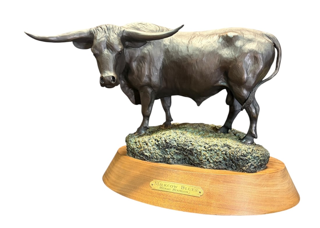 MILKCOW BRONZE STATUE SIGNED BY HENINGTON: MILKCOW BRONZE STATUE SIGNED BY HENINGTON Height: 15 in. by Width: 21 in. by Depth: 11 in.