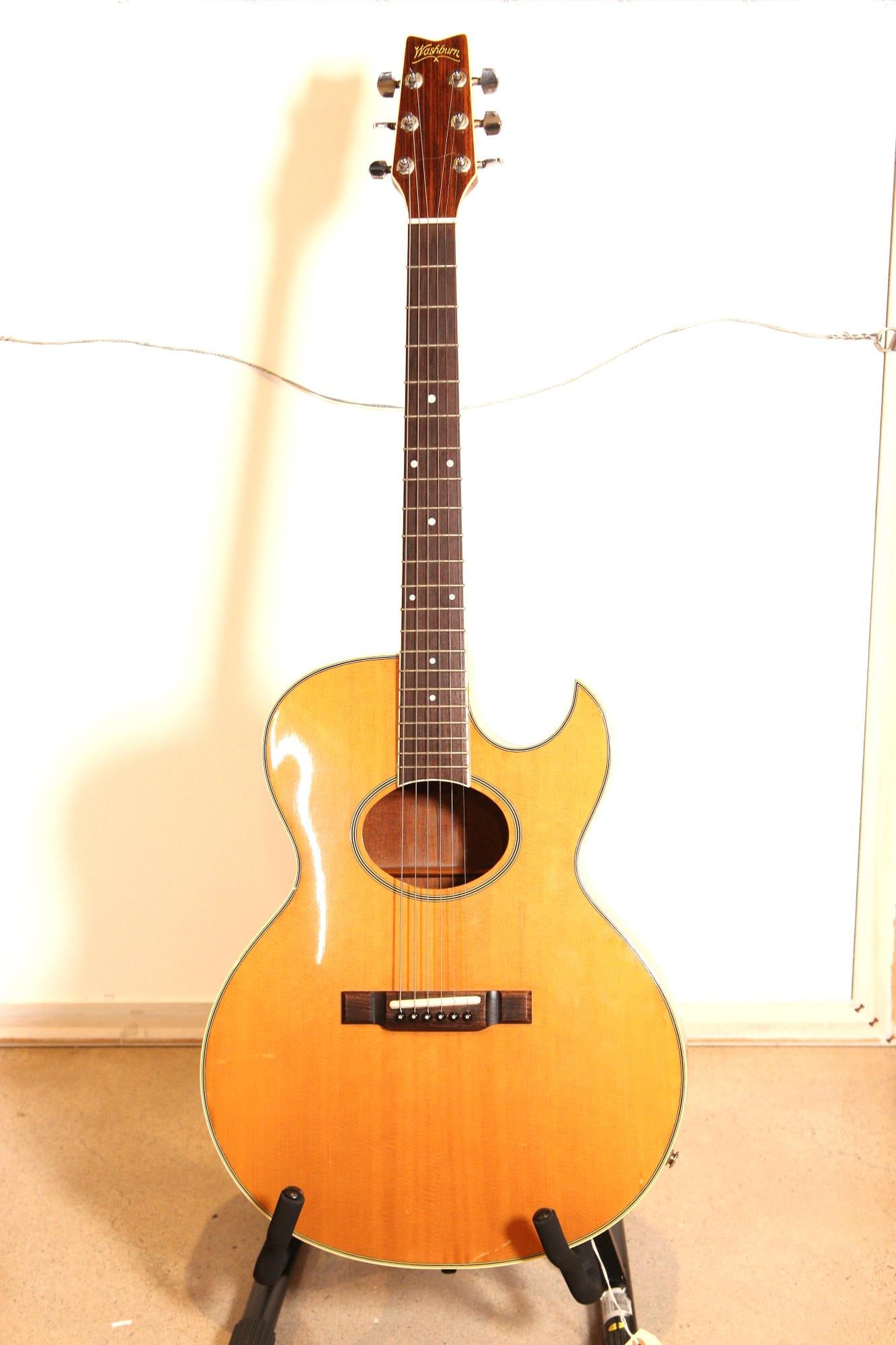 WASHBURN WOODSTOCK ACOUSTIC ELECTRIC GUITAR (1 of 4)