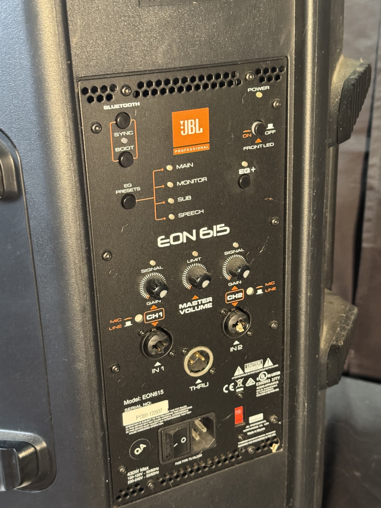 JBL PROFFESSIONAL MONITORS AND STANDS - 4