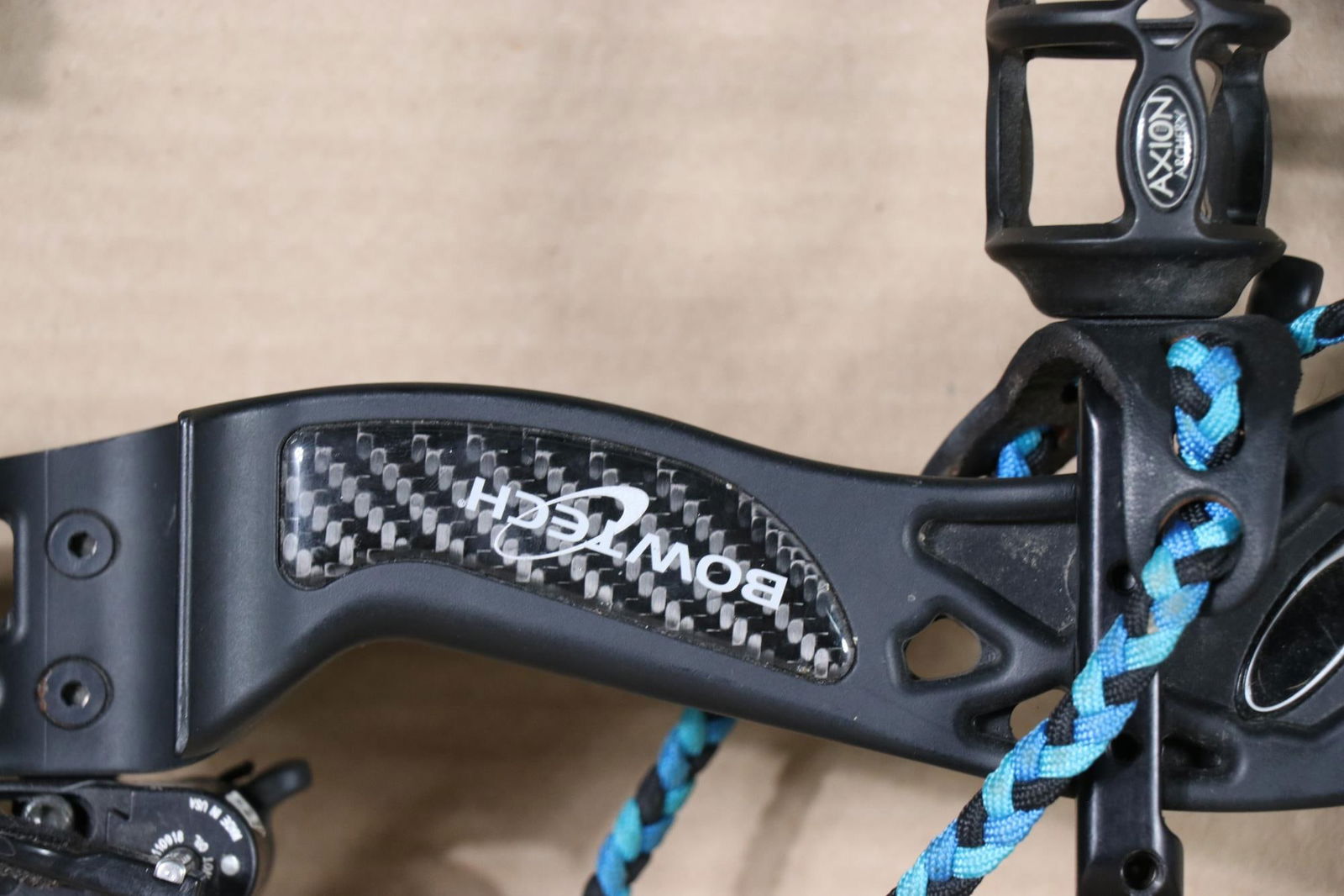 BOWTECH EVA SHOCKEY SS COMPOUND BOW - 2