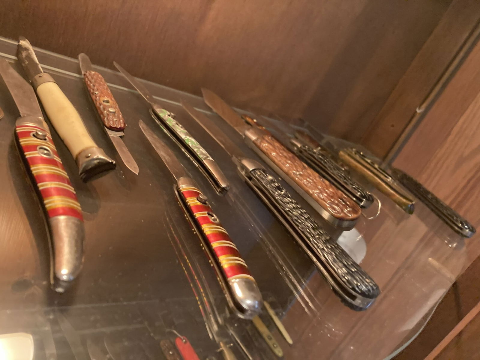 ANTIQUE AMERICAN SWITCHBLADE COLLECTION - 3