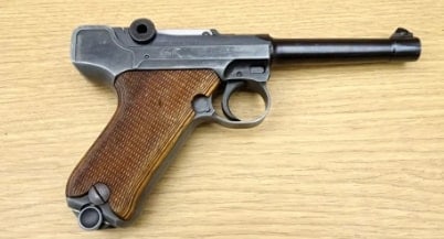 ERMA-WERKE KGP 68A 9MM KURZ-380 Pistol: ERMA-WERKE KGP 68A 9MM KURZ-380 Pistol TIGHT ACTION , WOOD CHECKERINGFACTORY PROOF MARKS. SERIAL #102623. (L385)