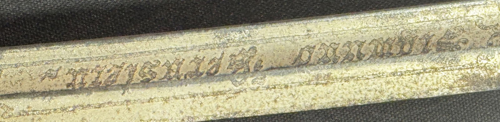 ANTIQUE US NAVAL SWORD - 4