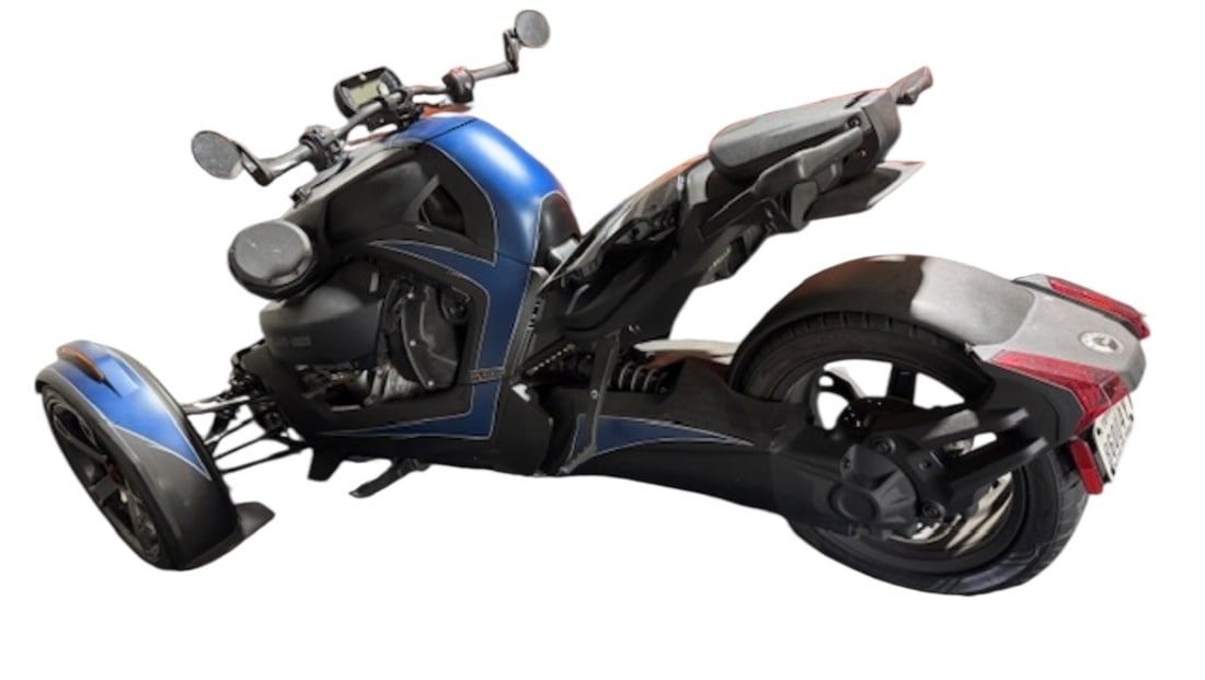 2019 POLARIS RYKER - TRIKE: 2019 POLARIS RYKER - TRIKE VIN 3JB2GEG43KJ004252 REBUILT SALVAGE TITLE LOCALLY AVAILABLE TO PREVIEW BY APPOINTMENT ONLY