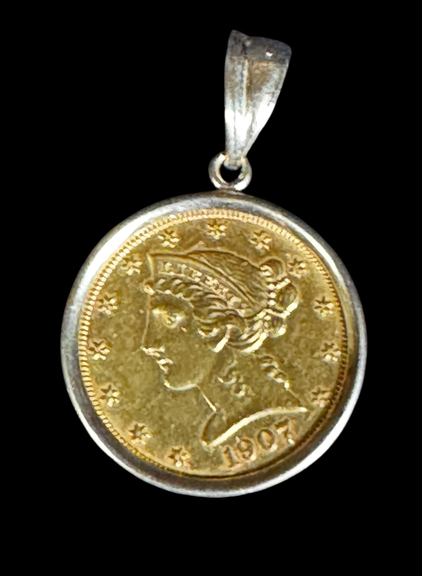 1907 LIBERTY5 DOLLAR GOLD COIN IN GOLD BEZEL (1 of 3)