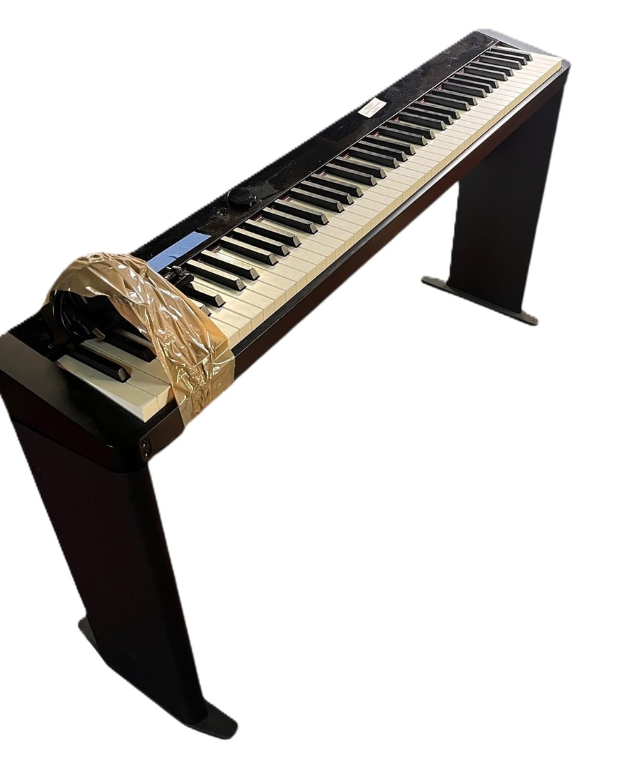 PRIVA ELECTRIC KEYBOARD - 2
