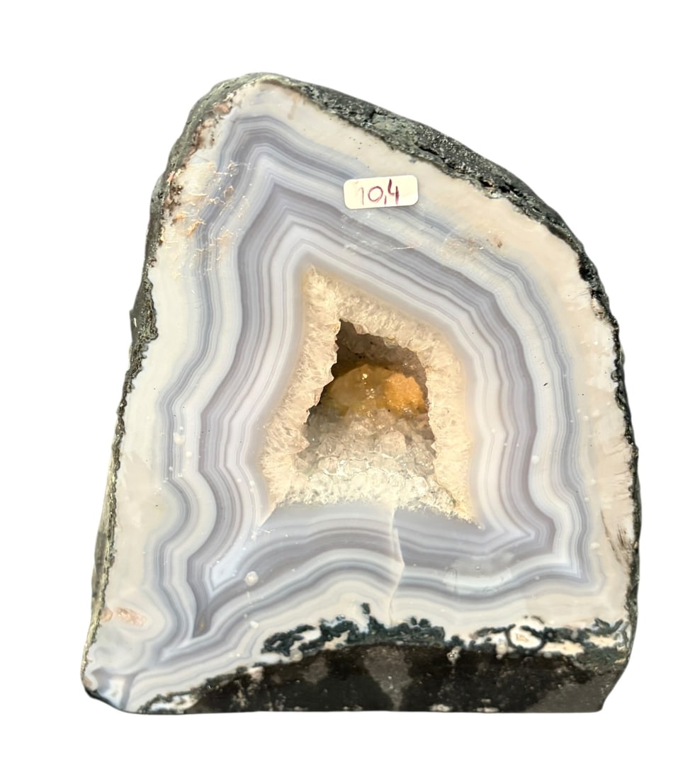 AGATE GEODE: AGATE GEODE 10.4kg Height: 9.5 in. by Width: 9 in. by Depth: 6 in.