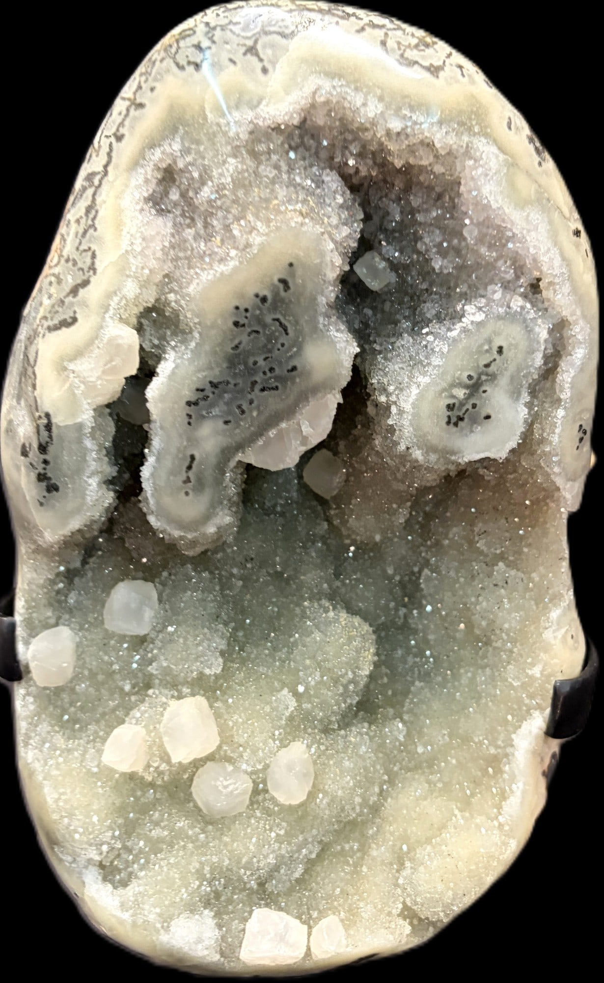 LIGHT GREEN AMETHYST WITH CALCITE: LIGHT GREEN AMETHYST WITH CALCITE 7.02lbs Height: 9 in. by Width: 9.5 in. by Depth: 4 IN.