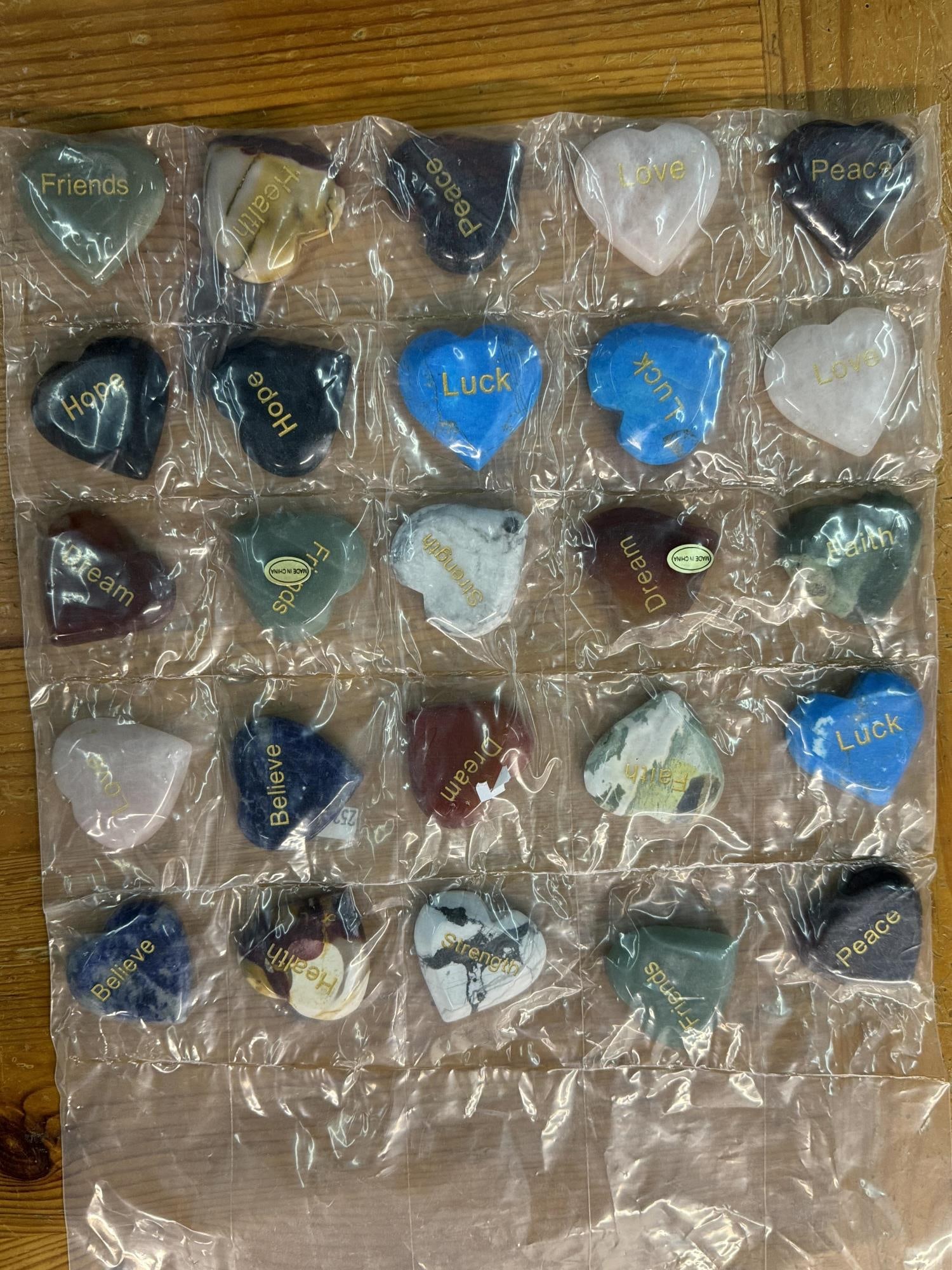 25 SEMI-PRECIOUS STONE HEARTS WITH HOPE ,LOVE, FRI (1 of 5)