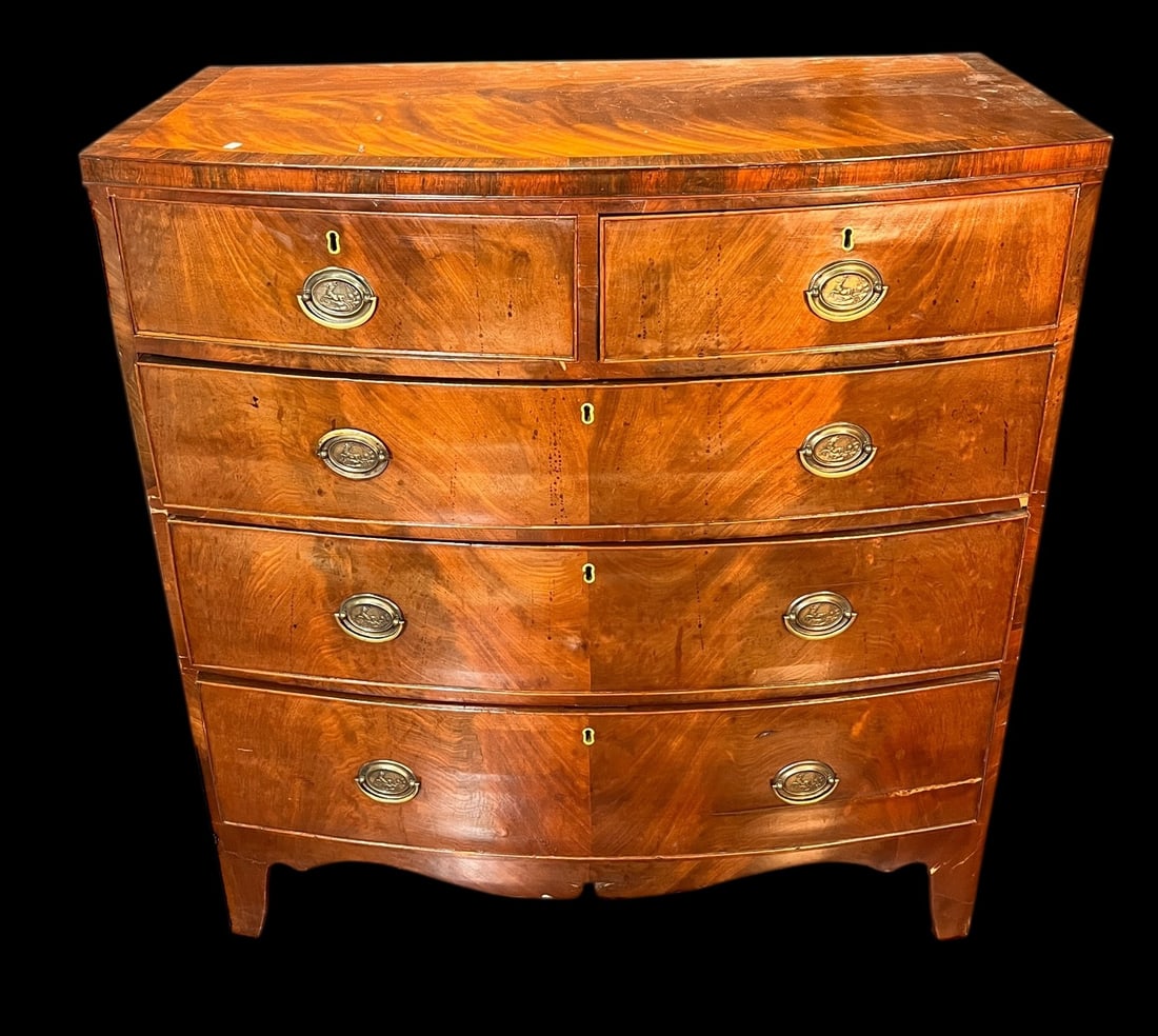 ANTIQUE GEORGE III MAHOGANY BOWFRONT CHEST (1 of 5)