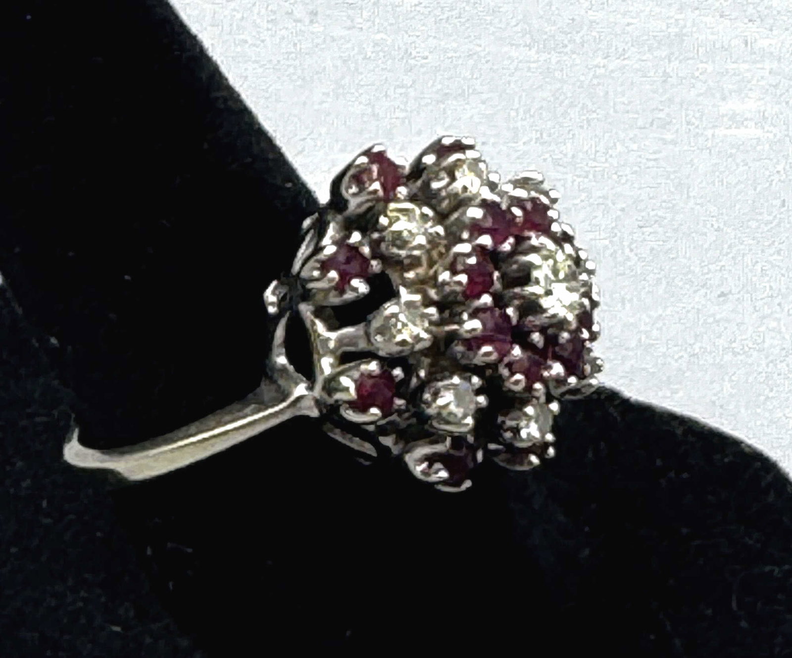 WHITE GOLD RUBY & DIAMOND RING - 2