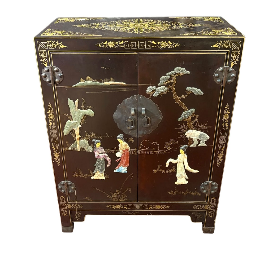 VINTAGE CHINOISERIE LACQUER CABINET (1 of 11)