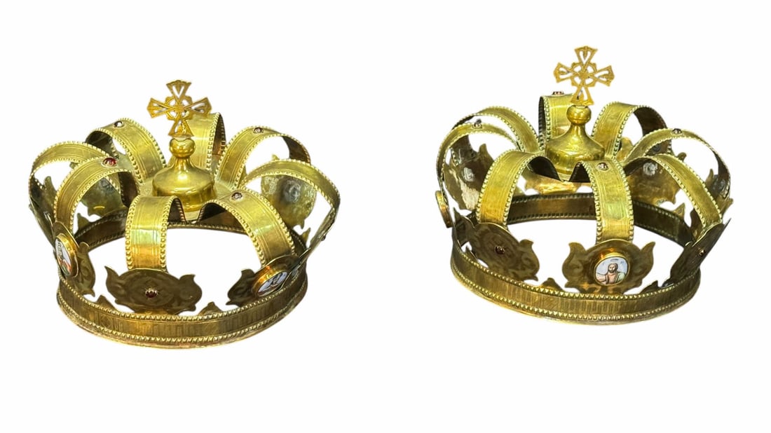 TWO VINTAGE BRASS SANTO CROWNS (1 of 5)