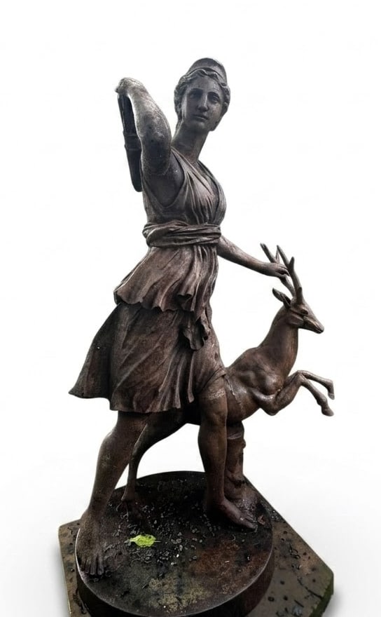 DIANA GODDESS OF THE HUNT IRON SCULPTURE (1 of 5)