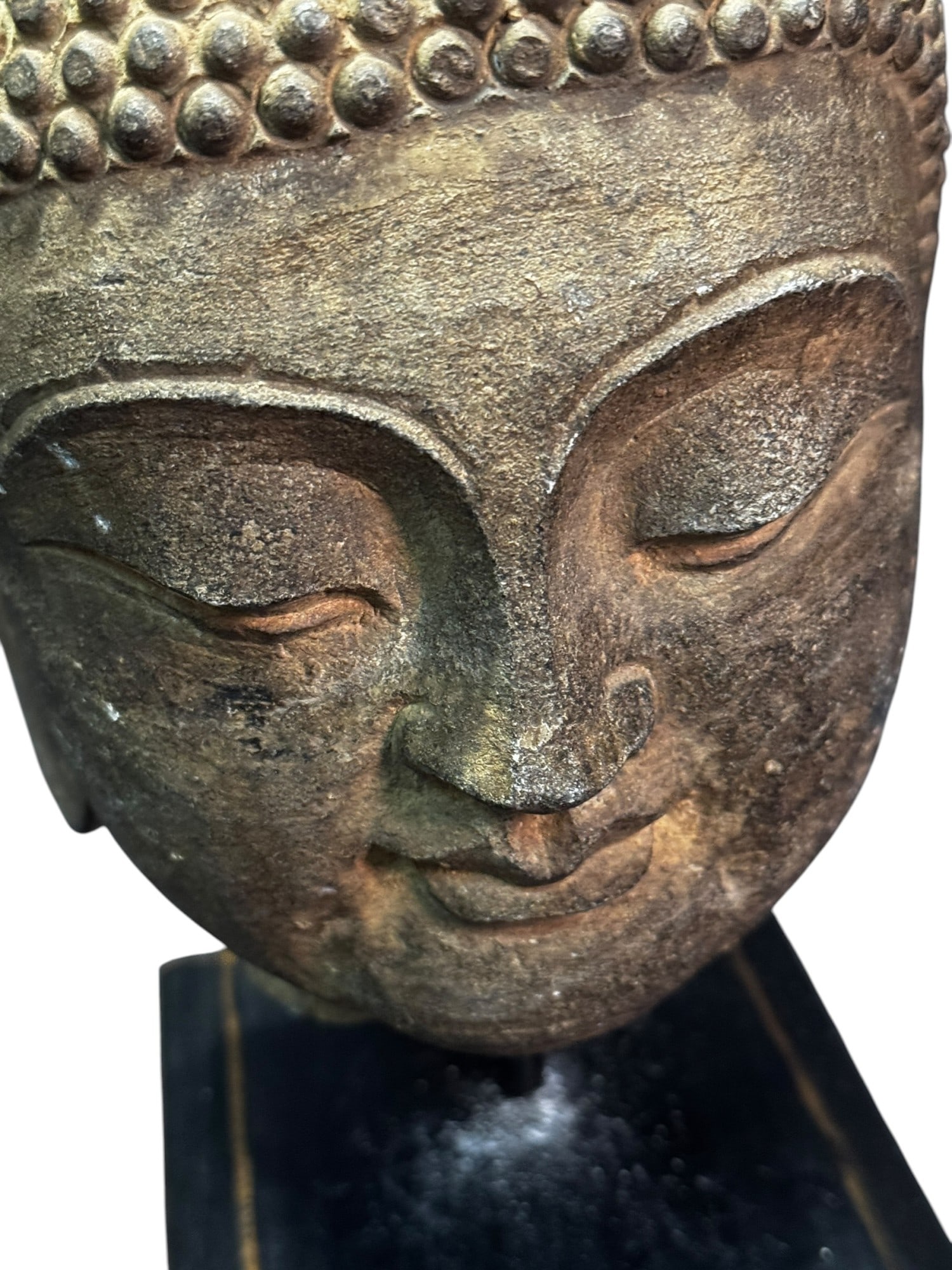 SOUTHEAST ASIAN STONE CARVED BUDHA HEAD (1 of 3)
