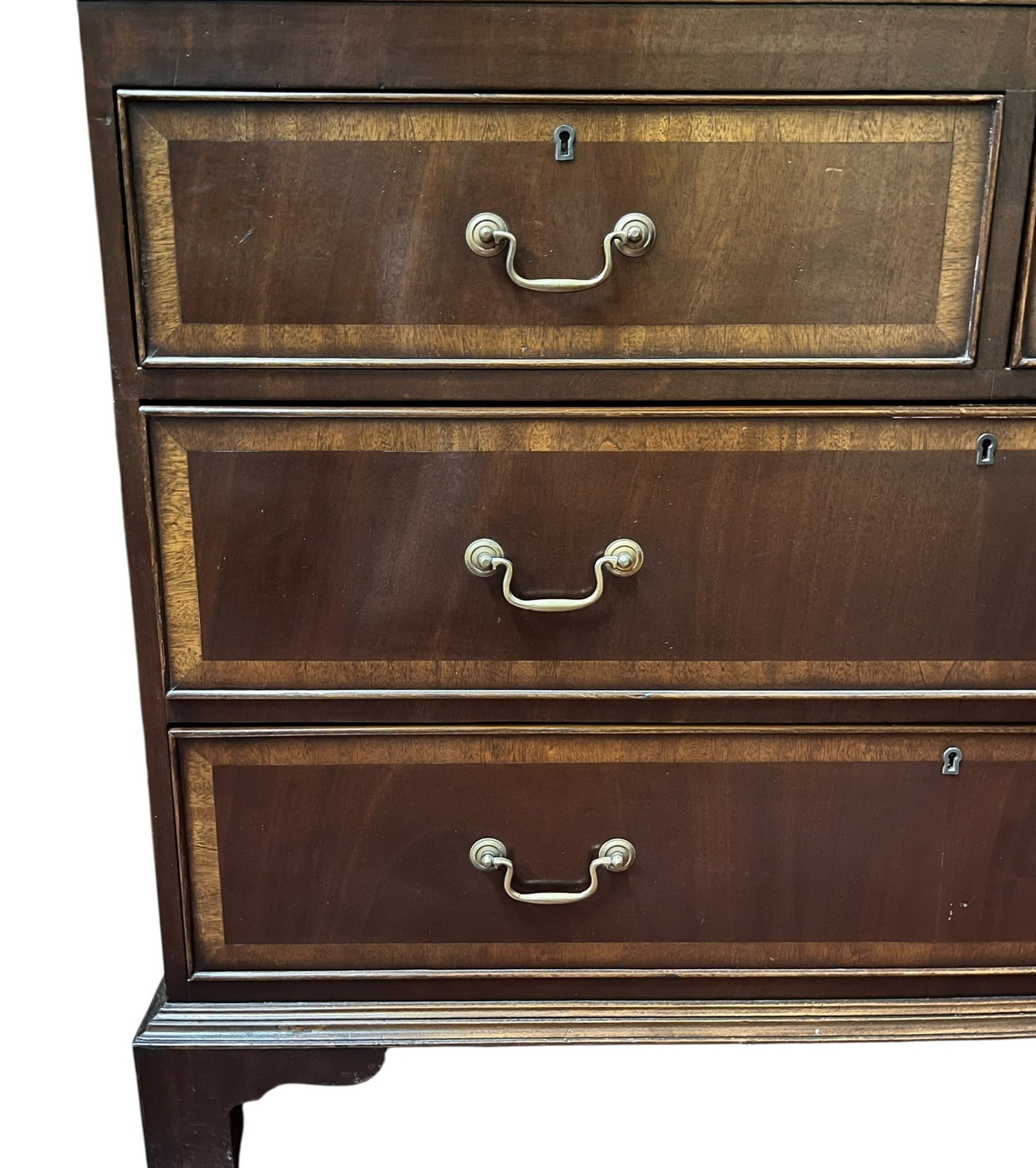 GEORGIAN STYLE LINEN PRESS - 3