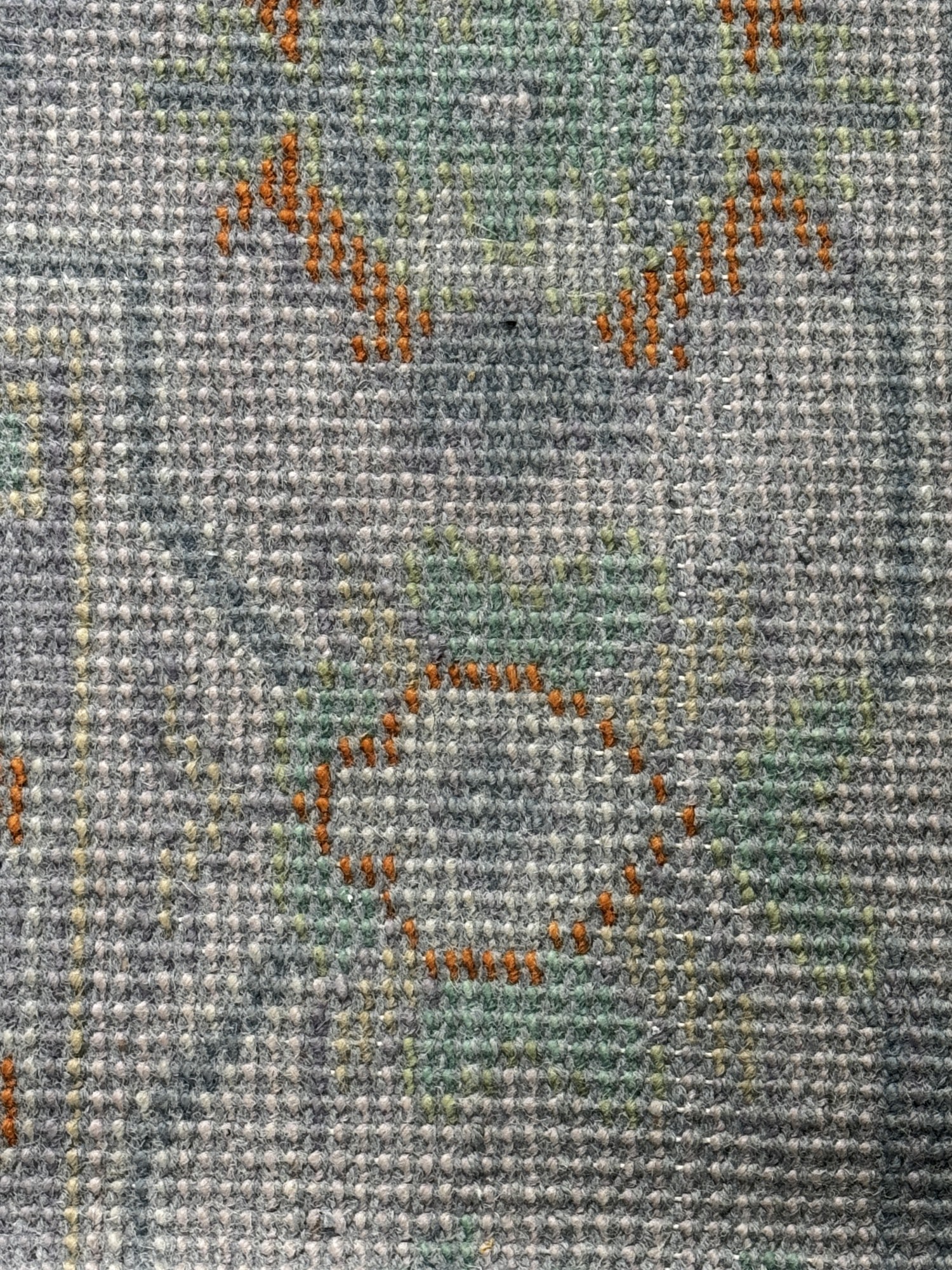 HAND KNOTTED OUSHAK - 2