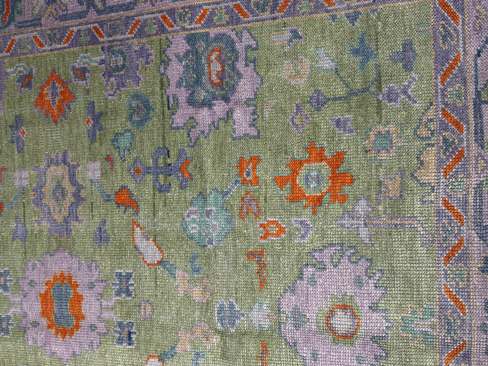 HAND KNOTTED OUSHAK - 3