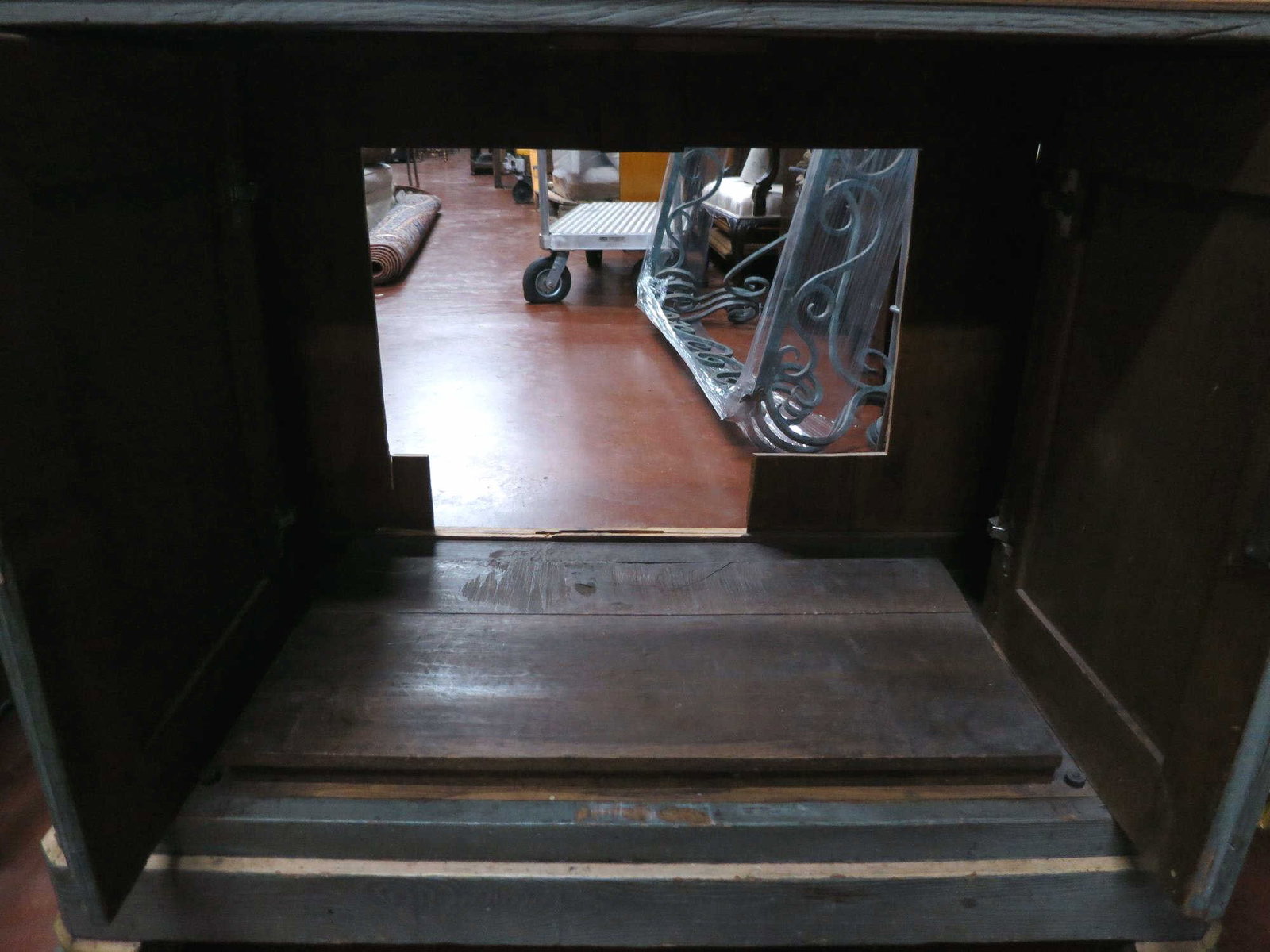 DISTRESSED FINISH CABINET - 8
