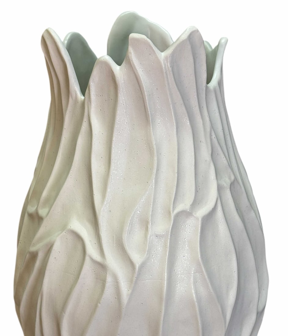 ARTISAN GLAZED CERAMIC TULIP VASE - 2