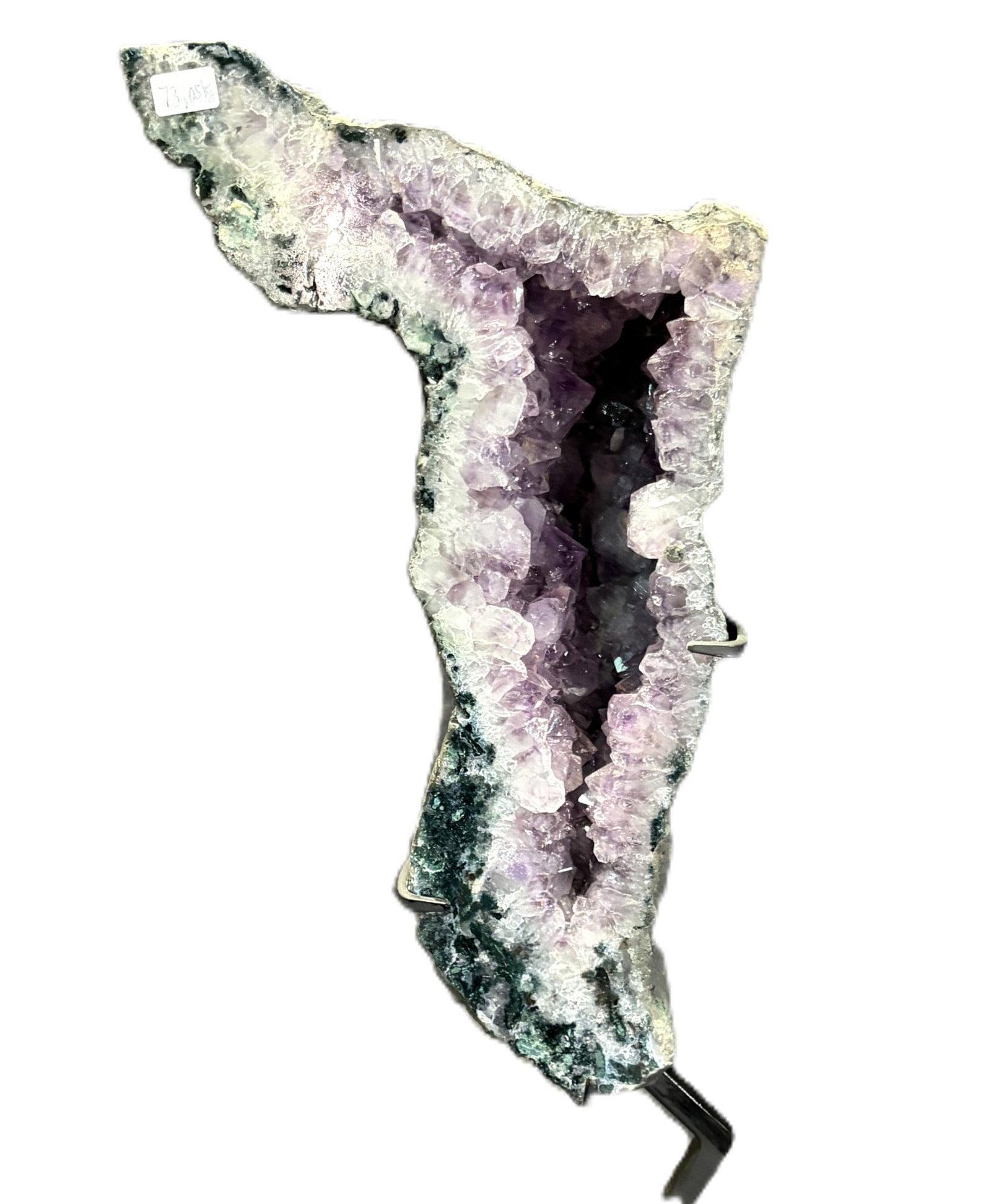 AMETHYST ON IRON STAND: AMETHYST ON IRON STAND 73.05kg Height: 19 in. by Width: 10 in. by Depth: 4.5 in.