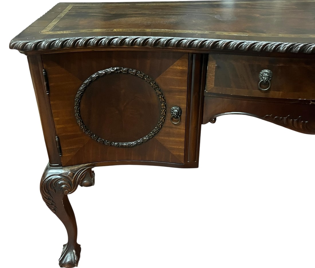 CHIPPENDALE STYLE BUFFET - 6