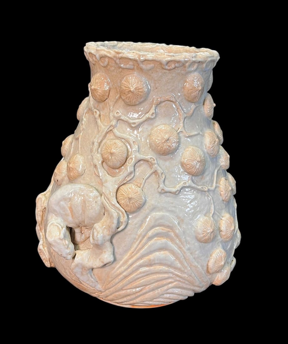 CIRCA 1662/1723 A.D. CHINESE KANGXI CRACKLE GLAZED: CIRCA 1662/1723 A.D. CHINESE KANGXI CRACKLE GLAZED VASE. Provenance: Finders Fayre Antiques, Beaumont, Texas. Height: 10.5 in. by Width: 9 in. by Depth: 9 in.