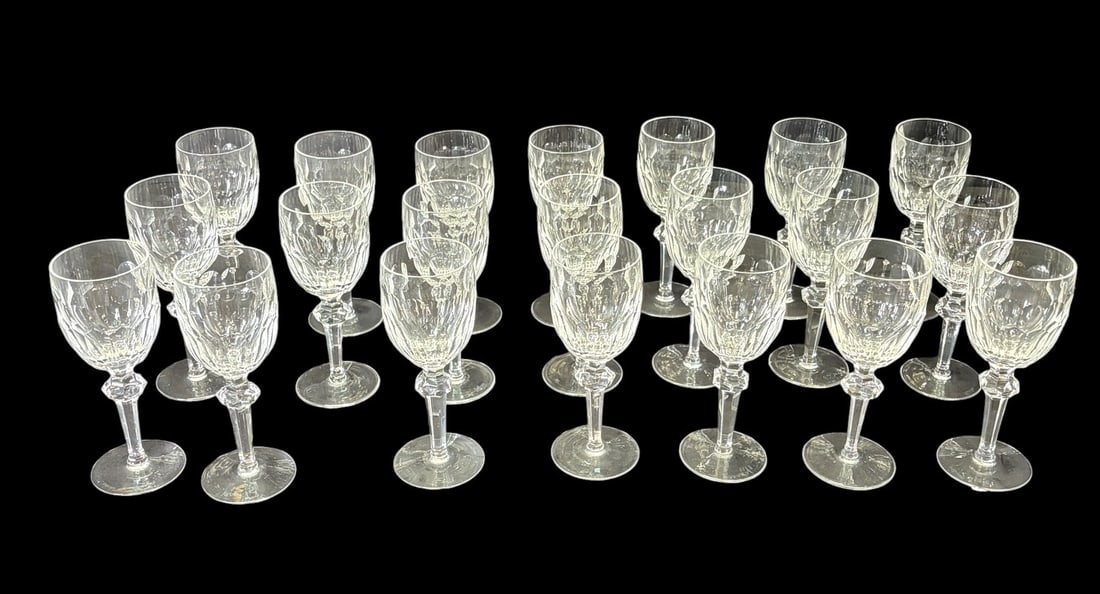 SET OF 21 WATERFORD CRYSTAL GLASSES (1 of 3)