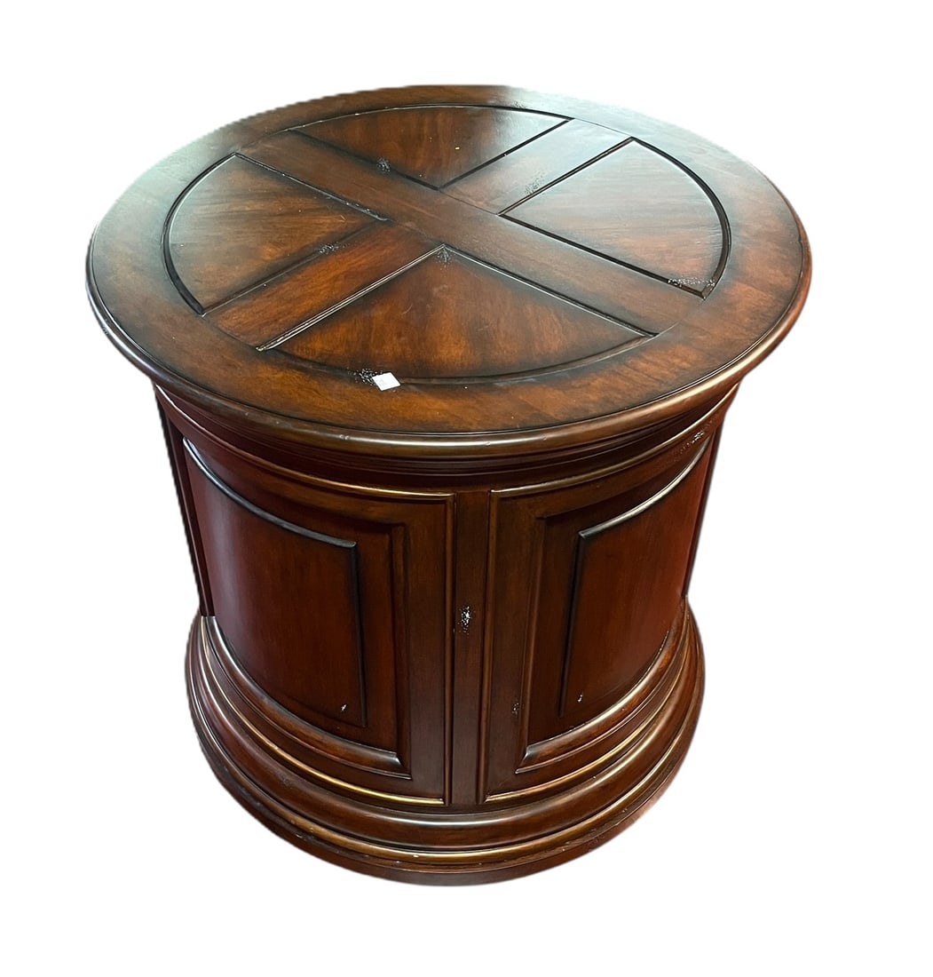 VINTAGE WOODEN SIDE TABLE (1 of 5)