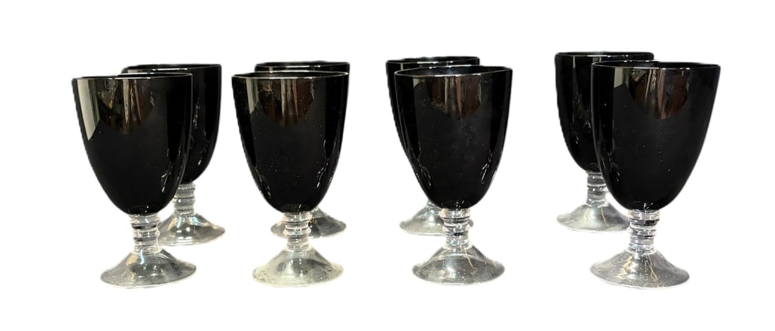 SET OF 8 VINTAGE CRYSTAL WINE GOBLETS (1 of 2)