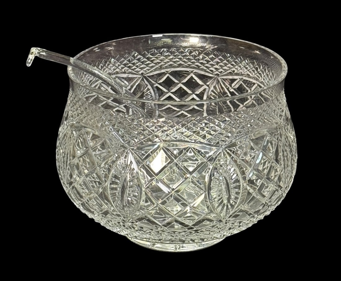 CRYSTAL PUNCH BOWL AND LAYDLE: CRYSTAL PUNCH BOWL AND LAYDLE Height: 9 in. by Width: 10